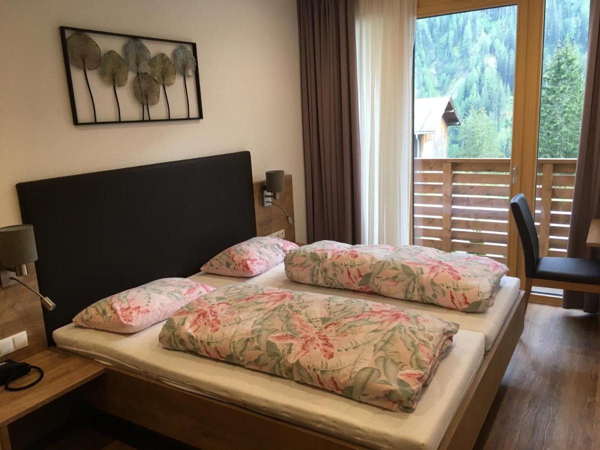 Paradies Samnaun Hotel 3*